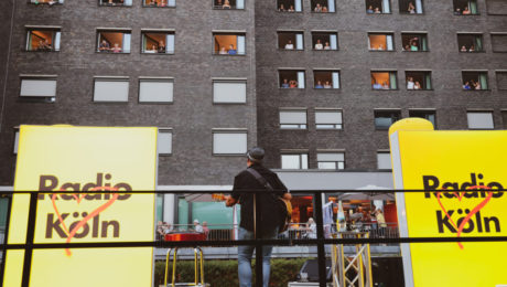 Fenstermitsingkonzert_KHR-Blog