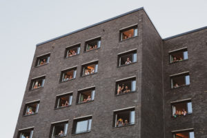 Fenstermitsingkonzert_KHR-Blog